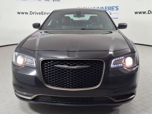 Used 2016 Chrysler 300 S AWD/4WD image 2