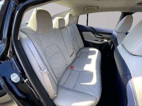 New 2026 Nissan Sentra SL w/ Floor Mat Package FWD image 10