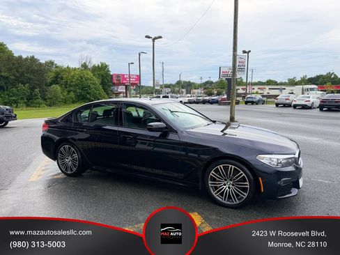 Used 2019 BMW 530i w/ M Sport Package RWD image 2