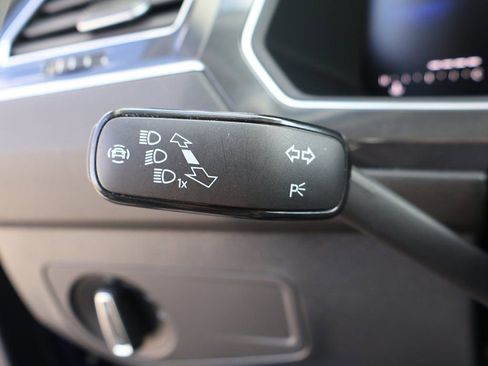 Used 2024 Volkswagen Tiguan Wolfsburg Edition image 45