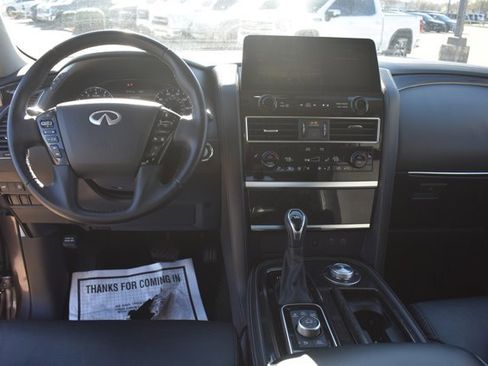 Used 2024 INFINITI QX80 Luxe image 21
