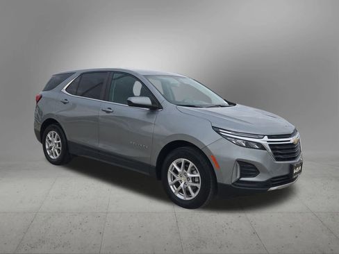 Used 2023 Chevrolet Equinox LT image 8