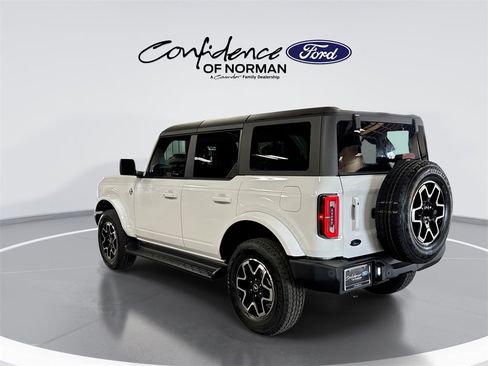 New 2025 Ford Bronco Outer Banks image 6