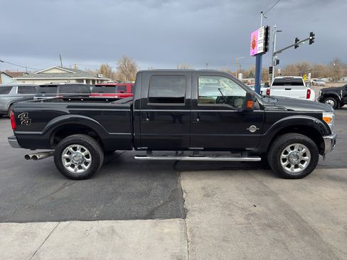 Used 2011 Ford F250 Lariat w/ Lariat Interior Pkg image 5
