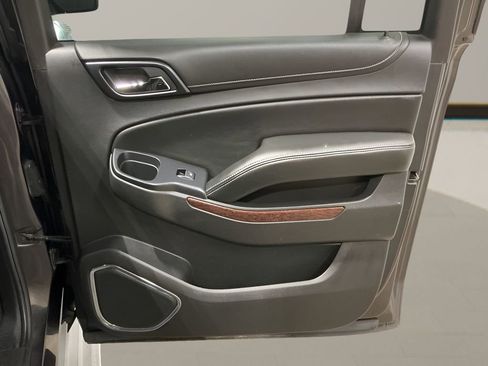 Used 2015 GMC Yukon XL SLT w/ Open Road Package image 26