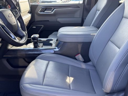 Used 2024 Chevrolet Silverado 1500 LTZ image 18