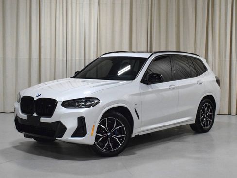 Used 2023 BMW X3 M40i image 1