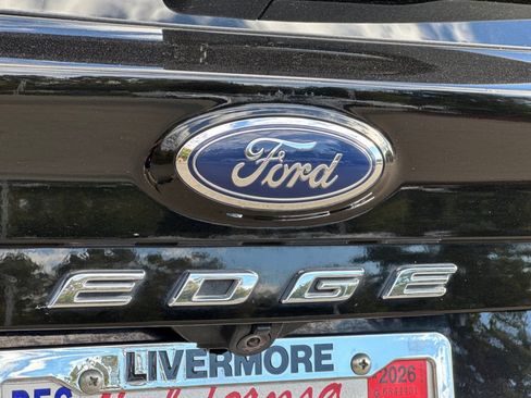 Used 2022 Ford Edge Titanium AWD/4WD image 51