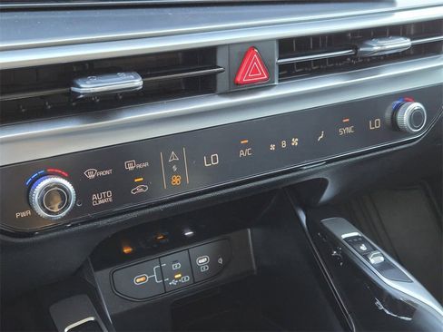 New 2026 Kia Sorento S w/ S Panoramic Sunroof Package image 14