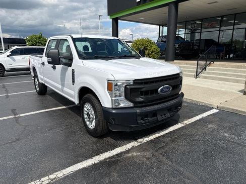Used 2020 Ford F250 XL w/ Power Equipment Group RWD image 2