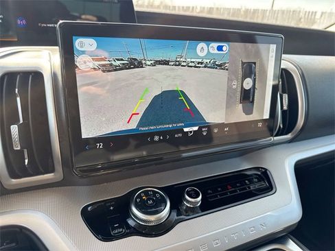 Certified 2025 Ford Expedition Active image 28