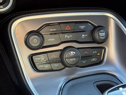 Used 2021 Dodge Challenger R/T image 26