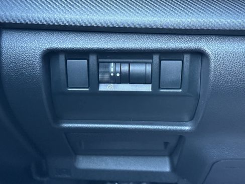 Used 2024 Subaru Crosstrek 2.5i Limited w/ Crosstrek Mirror Package image 29