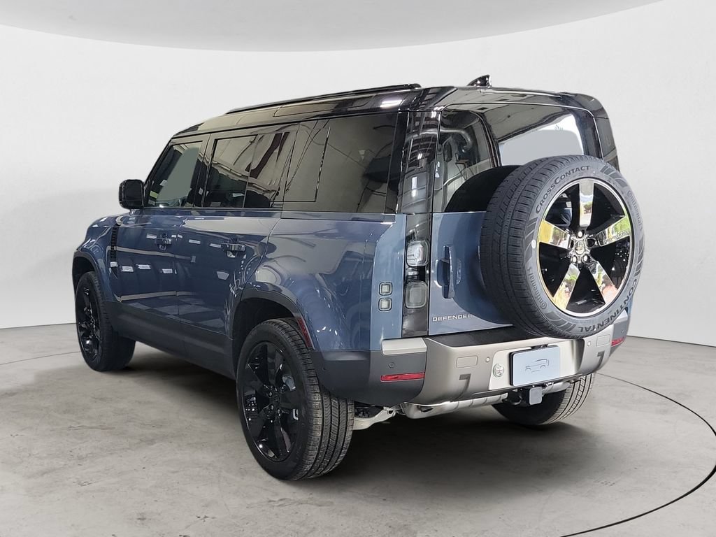 New 2026 Land Rover Defender 110 S AWD/4WD image 3