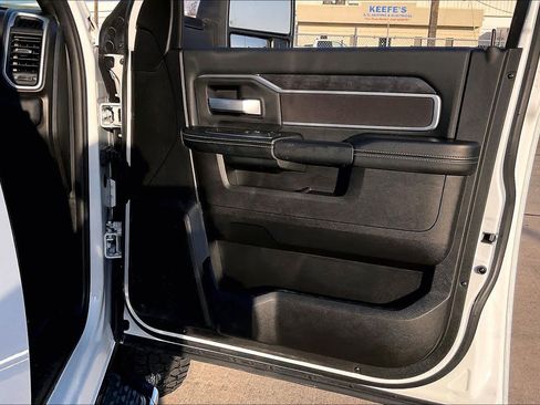 Used 2024 RAM 2500 Big Horn image 22