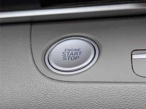 Used 2023 Hyundai Elantra SEL w/ Convenience Package FWD image 21