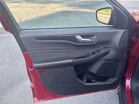 Used 2024 Ford Escape ST-Line image 14