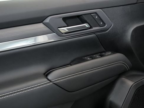 New 2027 GMC Terrain Elevation w/ LPO, Floor Liner Package AWD/4WD image 5