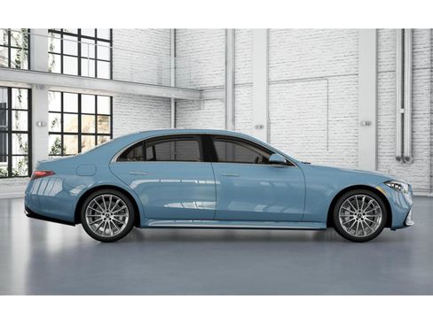 New 2026 Mercedes-Benz S 580 4MATIC Sedan image 44