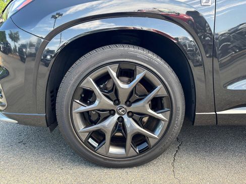 Used 2025 Lexus TX 500h AWD w/ Technology Package image 10