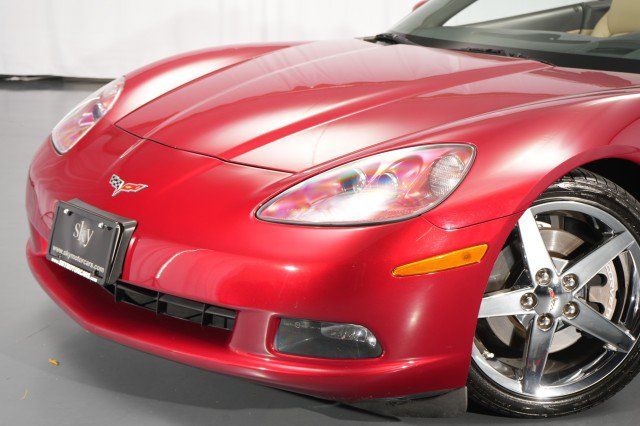 Used 2008 Chevrolet Corvette Convertible w/ Preferred Equipment Group RWD image 4