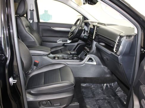 Used 2024 Ford Ranger Lariat w/ FX4 Off-Road Package image 29