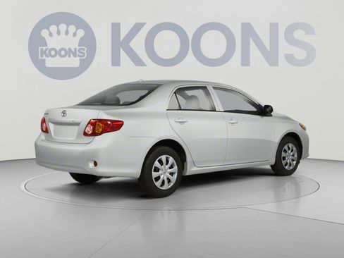 Used 2010 Toyota Corolla LE w/ All Weather Guard Pkg FWD image 2