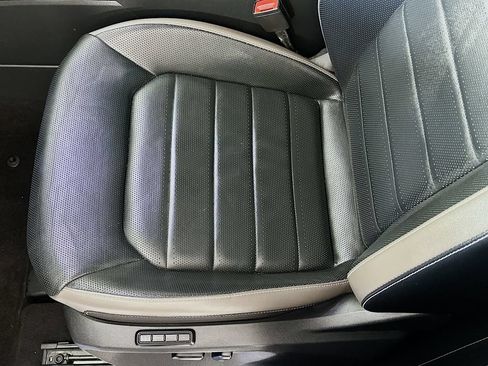 Used 2023 Volkswagen Atlas SEL Premium AWD/4WD image 29