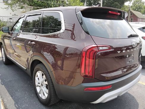 Used 2021 Kia Telluride LX FWD image 5