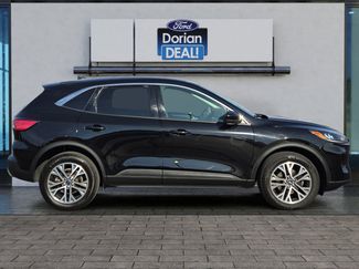 Certified 2022 Ford Escape SEL video 2