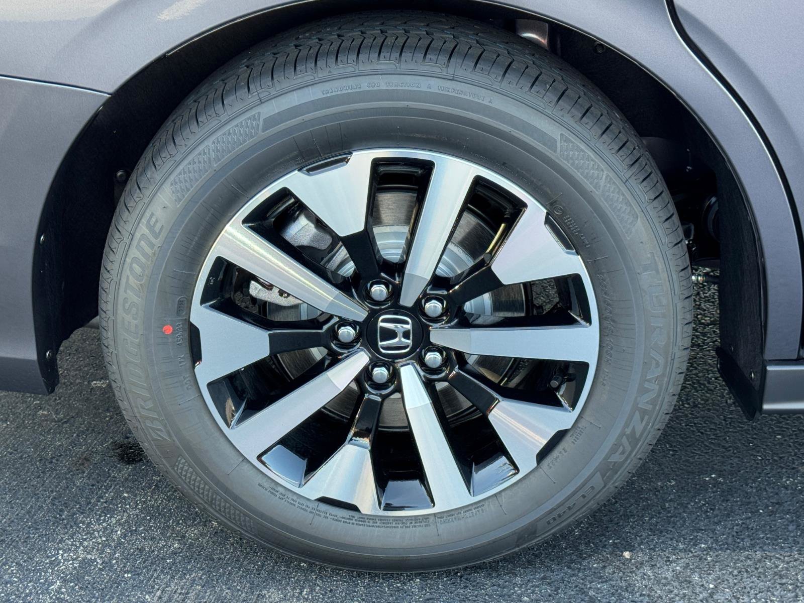 New 2027 Honda Odyssey EX-L image 12