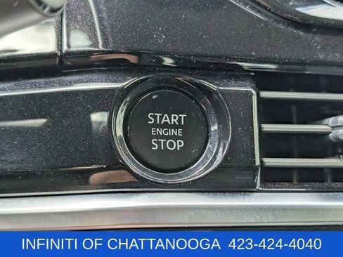Used 2025 Nissan Pathfinder SV FWD image 13