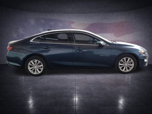 Used 2022 Chevrolet Malibu LT FWD image 8