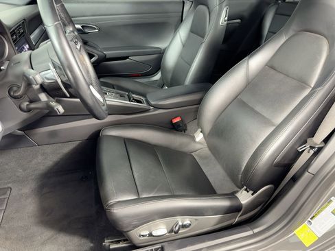 Used 2018 Porsche 911 Carrera S image 5