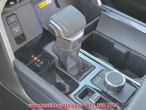 Used 2023 Toyota Tundra Platinum image 25