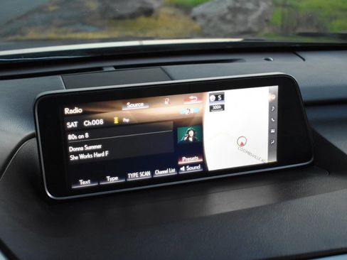 Used 2019 Lexus RX 450hL Base AWD 4dr SUV image 30