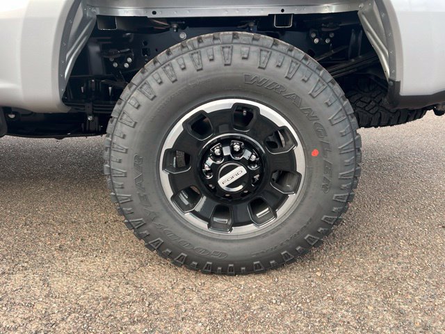 New 2027 Ford F350 Lariat w/ Tremor Off-Road Package AWD/4WD image 9