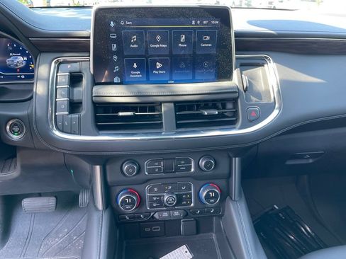 Used 2023 Chevrolet Tahoe Z71 w/ Luxury Package AWD/4WD image 11