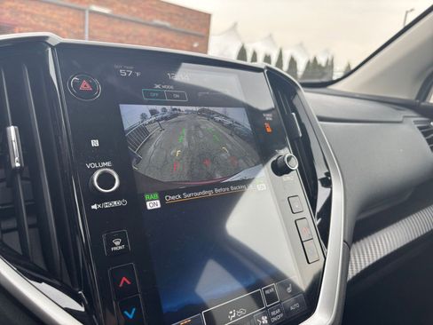 Used 2024 Subaru Ascent Premium w/ Convenience Package image 25