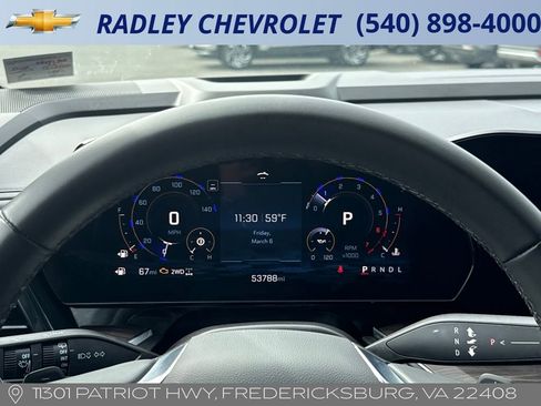 Certified 2025 Chevrolet Suburban LT image 7