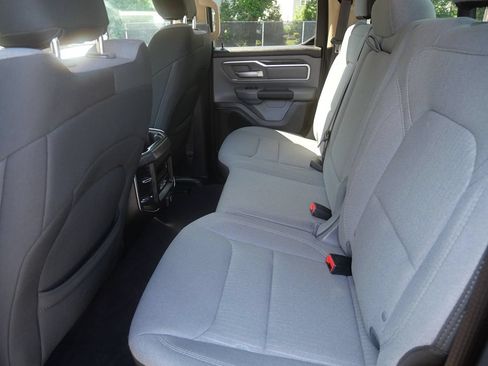 Used 2019 RAM 1500 Big Horn AWD/4WD image 24