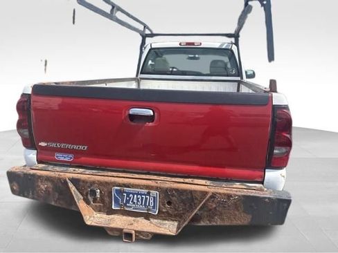 Used 2004 Chevrolet Silverado 2500 W/T w/ Skid Plate Package AWD/4WD image 16