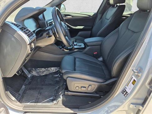 Used 2024 BMW X4 xDrive30i AWD/4WD image 16
