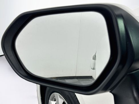 Used 2024 Toyota Corolla LE FWD image 16