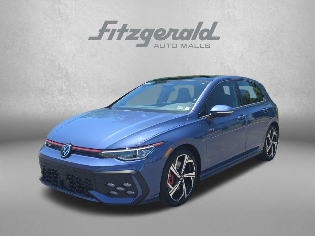 Used 2026 Volkswagen GTI SE FWD image 3