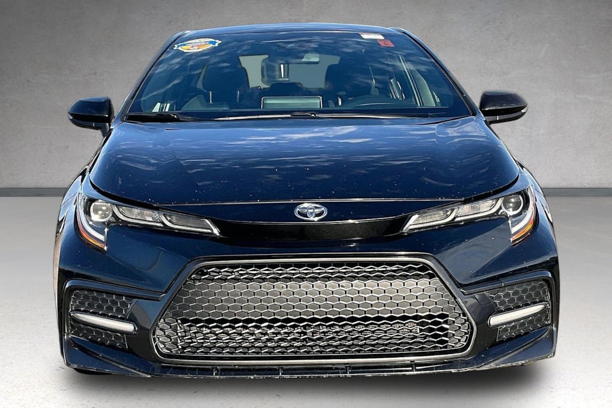 Used 2020 Toyota Corolla SE w/ Carpet Mat Package (TMS) FWD image 3