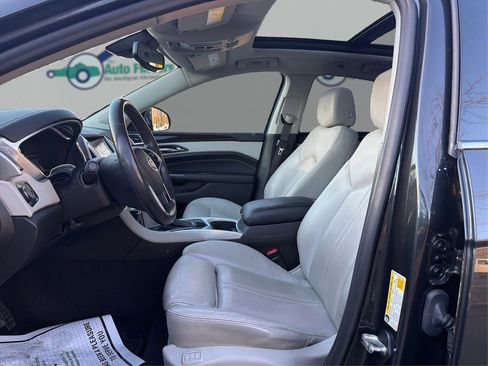 Used 2015 Cadillac SRX Performance w/ Driver Awareness Package image 9