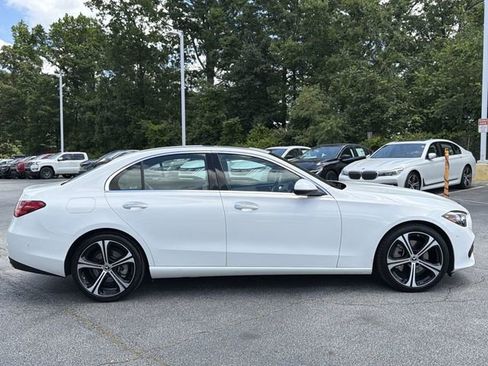 Used 2025 Mercedes-Benz C 300 Sedan image 9
