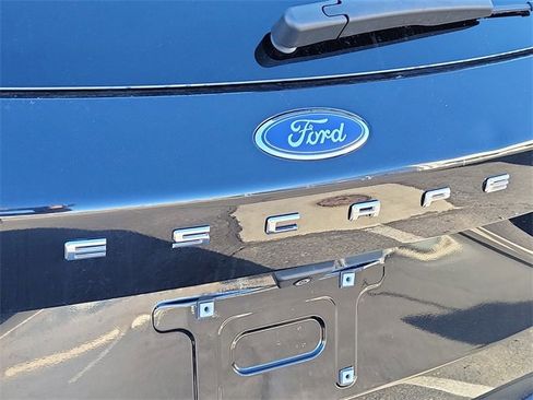 Used 2022 Ford Escape SEL image 7