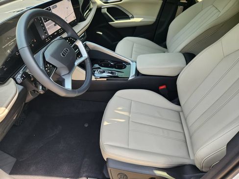Certified 2026 Audi Q5 2.0T AWD/4WD image 15